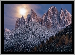 Góry, Dolomity, Szczyty, Drzewa, Księżyc