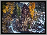 Młyn, Crystal Mill, Rzeka Crystal River, Śnieg, Skały, Drzewa, Kolorado, Stany Zjednoczone