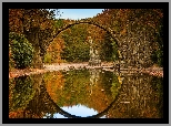 Niemcy, Saksonia, Park Rododendronów Kromlau, Kamienny, Most łukowy, Jezioro Rakotz, Drzewa, Jesień, Odbicie