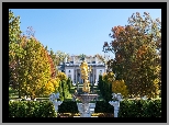 Stany Zjednoczone, Stan Delaware, Miasto Wilmington, Muzeum Nemours Mansion and Gardens, Rezydencja Nemours, Fontanna, Rzeźba, Jesień,  Ogród, Drzewa