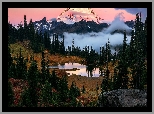 Stratowulkan, Góra, Mount Rainier, Drzewa, Jezioro, Tipsoo Lake, Park Narodowy Mount Rainier, Stan Waszyngton, Stany Zjednoczone