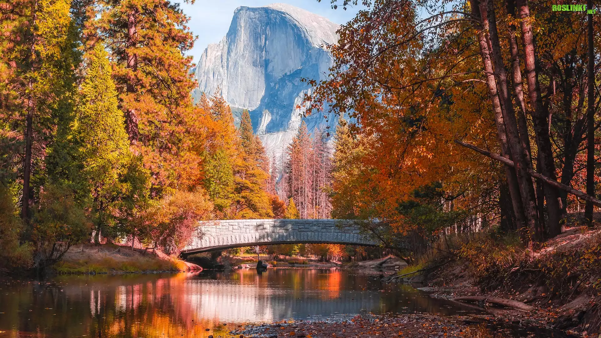 Stany Zjednocznone, Kalifornia, Park Narodowy Yosemite, Góry, Góra, Half Dome, Rzeka, Most, Drzewa, Jesień